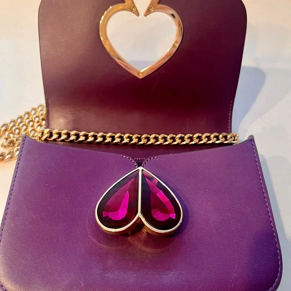 New Kate Spade evening bag, gorgeous crystal Spade closure clasp. - Picture 5 of 7